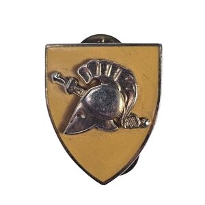 Vtg West Point USMA Cadet Pin Shield Sword Helmet Yellow Enamel DUI Insignia USA